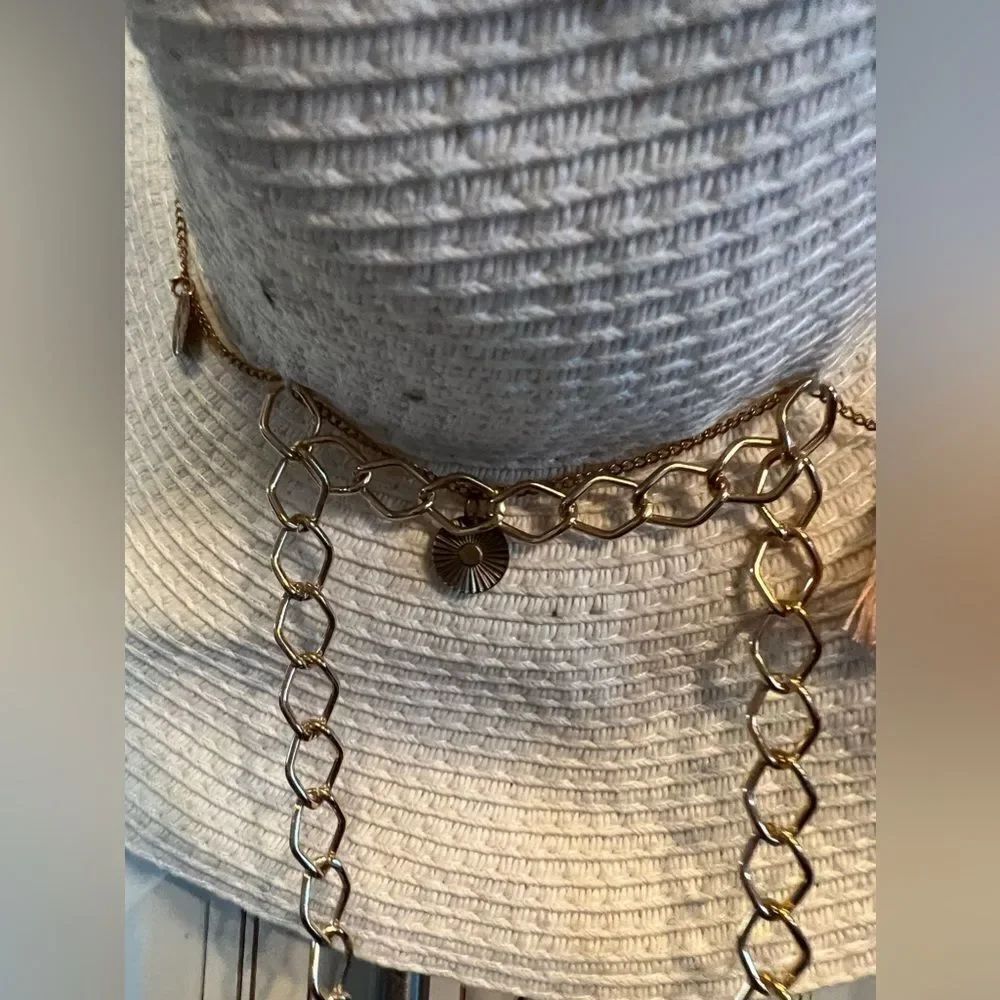 Women’s Floppy Sun Catcher Beach Hat W/ Chain & Tassel Circles Band-One Size.